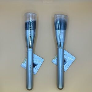 IT Cosmetics Foundation Brushes